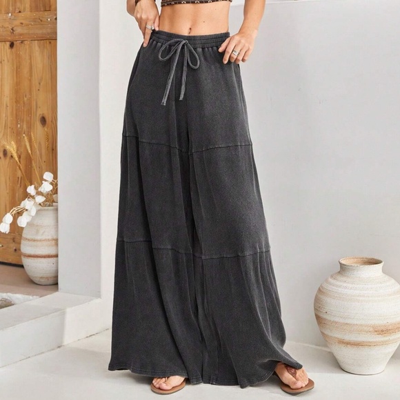 Green Ribbed Cotton Stretchy Waist Wide Leg Pants - Picture 6 of 11
